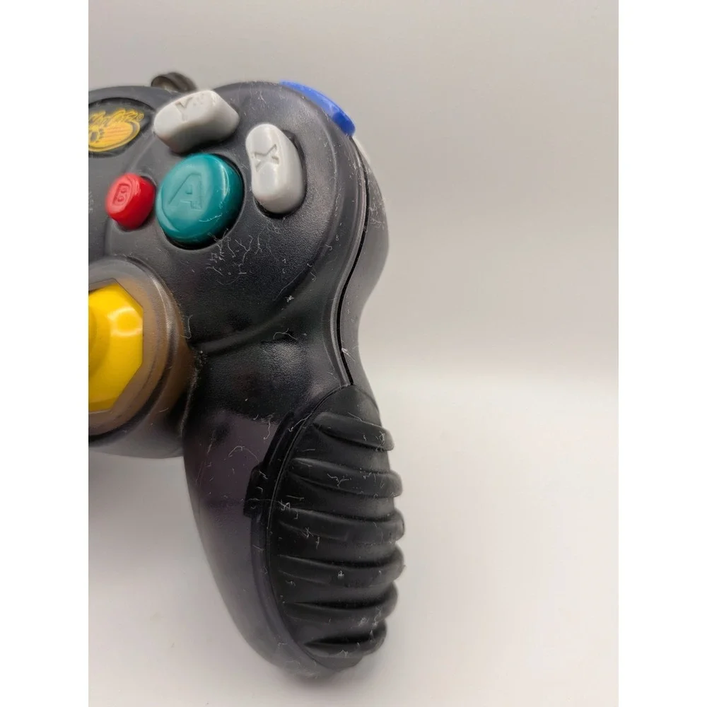 Mad Catz Wired Controller for Nintendo GameCube Ergonomic 5-9ft Cable